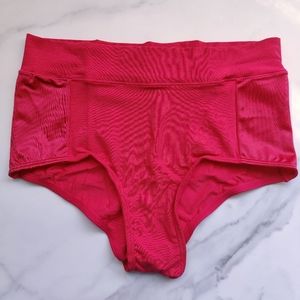 NWT SOMA TELLTALE THE DREAMER SHORTY PANTY IN BOSS NOT BOSSY SIZE SMALL